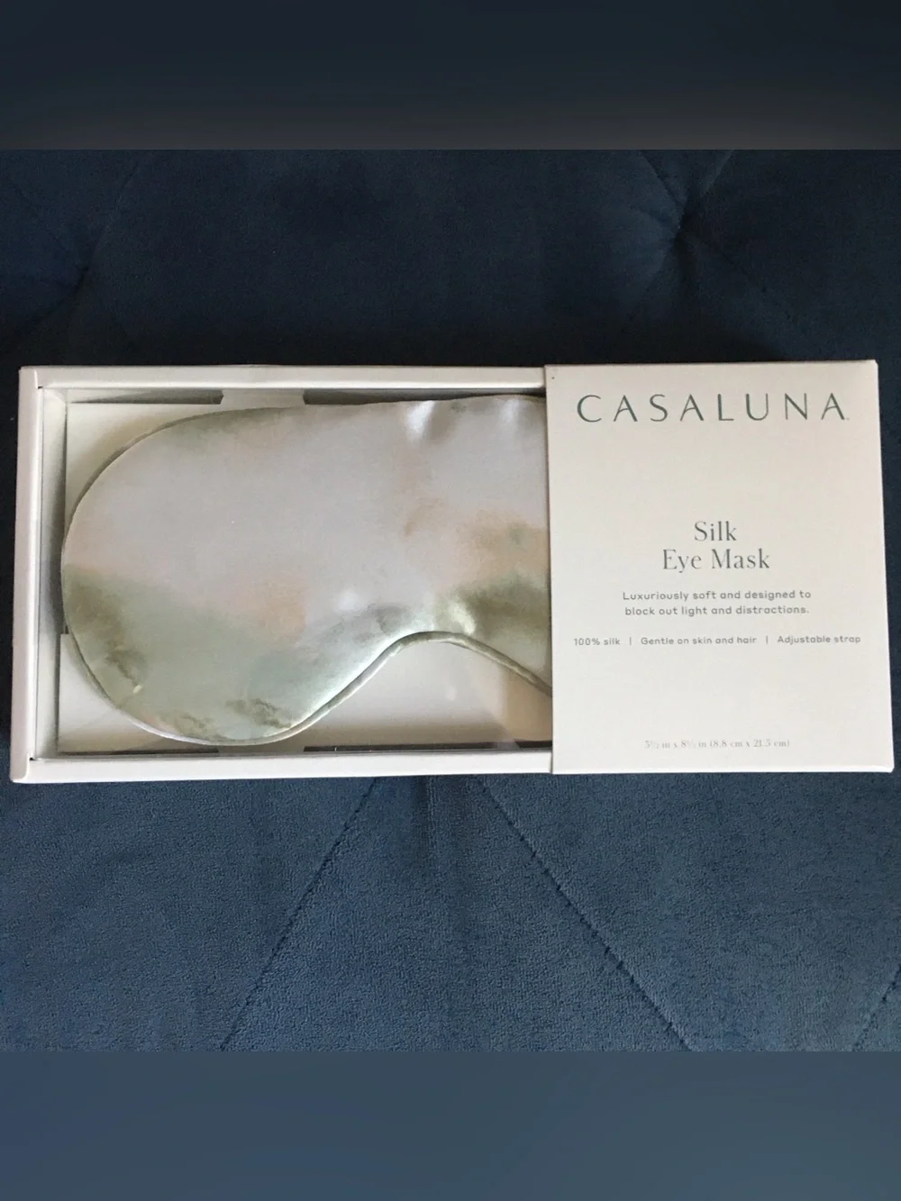NIB Target Casaluna Silk Pillowcases with eye mask in Green Watercolor